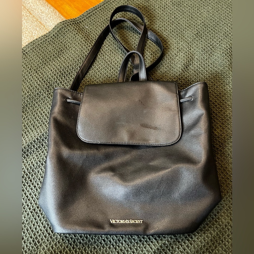 Victoria’s Secret | Black Bucket Backpack